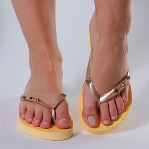 💛 Yellow Candy Slippers 💛